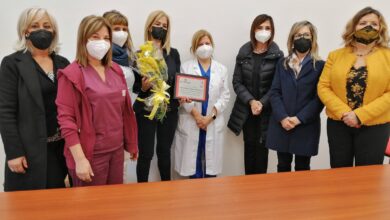 Photo of Una targa per le donne in prima linea contro il Covid