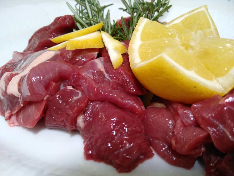 Perché le proprietà nutritive della carne di struzzo sono così importanti