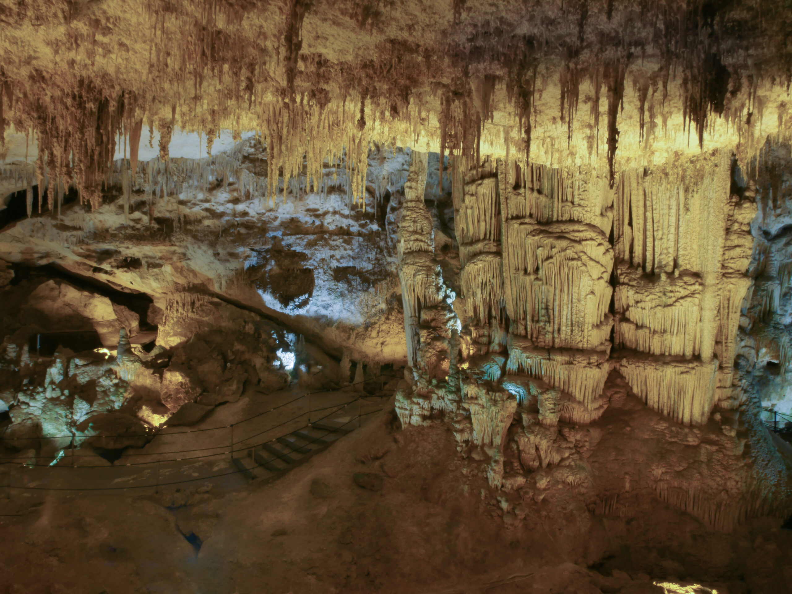 Alghero: Grotta di Nettuo aperta