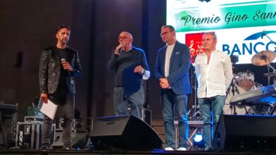 Photo of Il concerto “Amore, Guerra e Pace” ha conquistato anche Troia