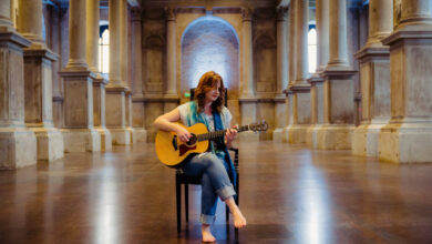 Photo of CHIARA RAGGI | ONLINE IL VIDEOCLIP DI LACRIMOMETRO