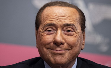 Quirinale: Berlusconi vola a quota 7
