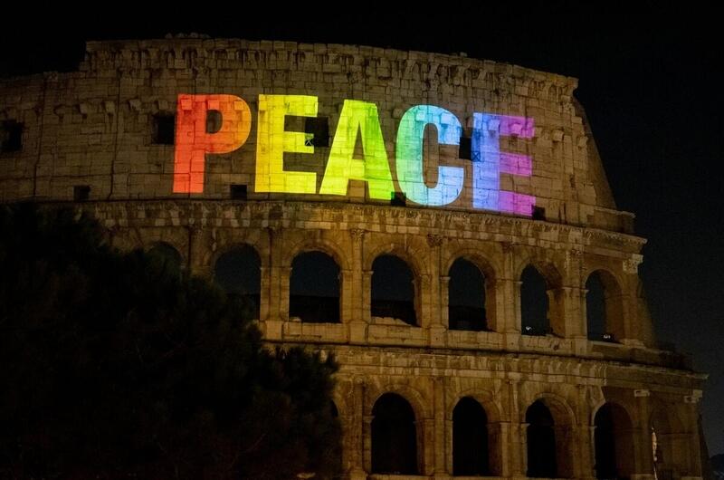Roma: Colosseo Peace di Greenpeace