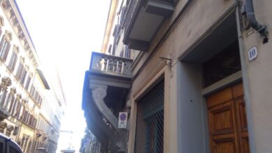 Photo of Firenze, il balcone alla rovescia di Borgo Ognissanti
