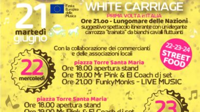 Photo of White Carriage, cavalli bianchi sospesi in aria e una carrozza elettrica per la Festa Europea della Musica
