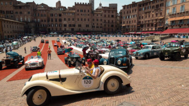 Photo of SIENA ACCOGLIE LA 1000 MIGLIA PER IL PRANZO DELLA TERZA TAPPA