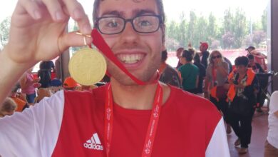 Photo of La storia di Alessandro: ventitré anni, con una grave disabilità, vince l’oro nel salto in alto