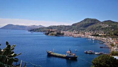 Photo of Lipari: il centro di gravità delle Isole Eolie