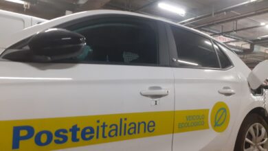 Photo of OPERATIVI A IGLESIAS I PRIMI 8 VEICOLI ELETTRICI PER LA CONSEGNA “GREEN” DELLA CORRISPONDENZA E DEI PACCHI
