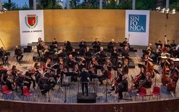 Photo of L’ORCHESTRA SINFONICA DI SANREMO SUONA PER GLI ANZIANI