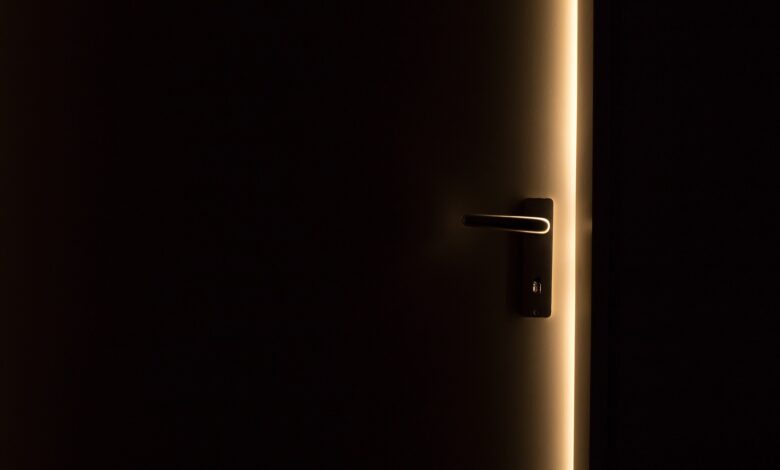 Oristano non aprire alla porta
