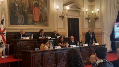 Photo of Grande successo a Sassari per “Il ragazzo dal sorriso amaro”: la storia di Romolo Tilocca