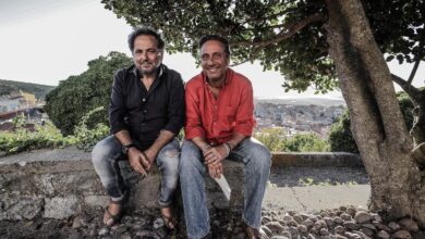 Photo of Alghero: Enzo Favata racconta Uomini e Virus