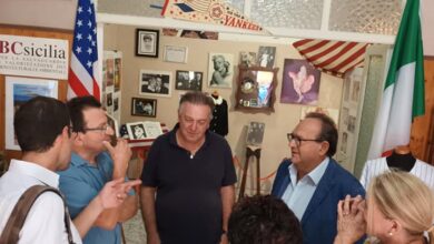 Photo of Isola delle Femmine, continua la visita di turisti americani alla Casa Museo dedicata a Joe Di Maggio.