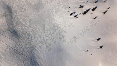 Photo of Davos, Greenpeace in azione al world economic forum contro crisi ambientale e disuguaglianze sociali 