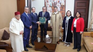 Photo of Codice di famiglia: Il Capo del governo del Marocco riceve il rapporto dell’Istanza incaricata della riforma, in vista alla sua presentazione al Re Mohammed VI