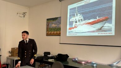 Photo of Oristano: la Capitaneria di Porto incontra le scuole
