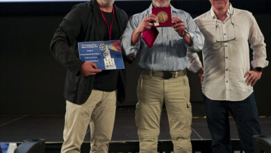 Photo of Consegna del Premio del Pubblico tributato al film “Quello che è mio” di Gianni Cesaraccio