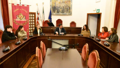 Photo of Sassari, il sindaco Mascia riceve ragazze e ragazzi di Intercultura