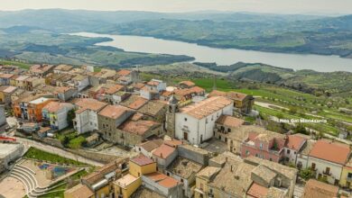 Photo of “Extra Carlantino”, Festa dell’Olio nuovo e passeggiata tra gli ulivi con vista sul paese del lago