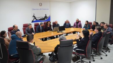 Photo of Il Sindacato Fsp Polizia di Stato esprime apprezzamento a Fratelli d’Italia per la vicinanza manifestata ai colleghi all’interno della Questura di Catanzaro. Morelli: “Un gesto significativo da parte del partito di governo.”