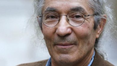 Photo of Algeria: lo scrittore Boualem Sansal lascia l’ospedale ma resta in prigione