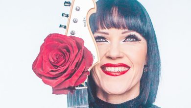 Photo of ‘Smell The Roses’ di Erja Lyytinen