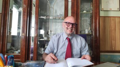 Photo of Settimo San Pietro: il lavoro alle Poste e la scrittura. La storia di Roberto