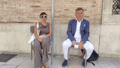 Photo of Foggia, siccità: prosegue il presidio dei consiglieri Tutolo e Barone davanti alla Prefettura
