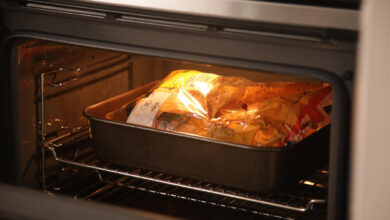 Photo of Riscaldare nel forno o nel microonde con contenitori di plastica può comportare dei rischi