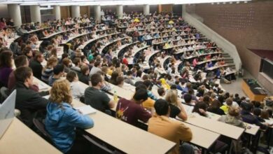 Photo of Essere donna, madre e docente universitaria: la forza di restare