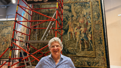 Photo of Ferrara, restauro dell’arazzo della decapitazione di San Giorgio