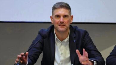 Photo of Sanità, Giuliano: “Stop a migrazione per le cure, al sud l’assistenza è un miraggio”