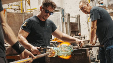 Photo of Murano, Alex Signoretti icona dell’arte vetraria