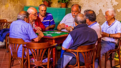 Photo of Storia dei giochi individuali con le carte: da passatempo di corte a rito quotidiano